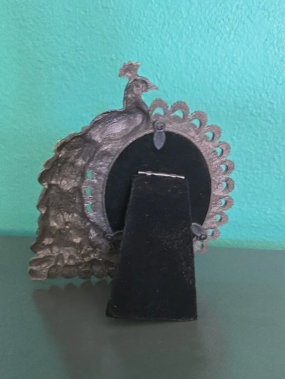 Pier 1 Green and Gold Peacock Oval Photo Frame 2.5